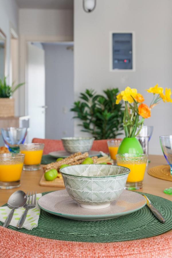 Design Central In The Heart Of The City Appartement Héraklion